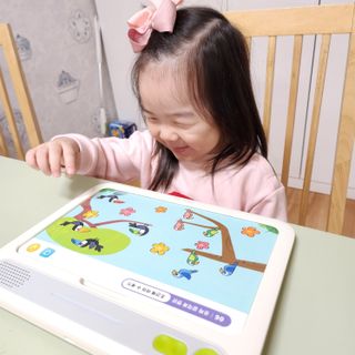 크레타탭 차세대 사고력 유아수학 학습기 페이퍼 태블릿 — 5점을 준 리뷰어가 2023년 12월 올린 사용 사진