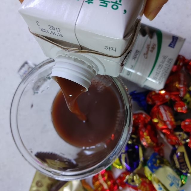 셀렉스 스포츠 웨이 프로틴 초콜릿 _ 330ml x 12팩 리뷰 사진