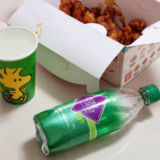 몽베스트 Montbest with Sparkling water Lime20병 — 5점을 준 리뷰어가 2021년 10월 올린 사용 사진