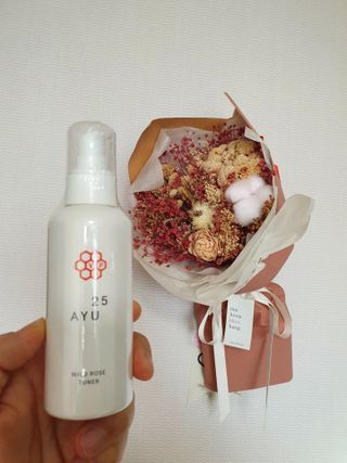AYU25[아유트웬티파이브] 피부건강에 꼭 필요한 pH 약산성 와일드 로즈토너 — 4.5점을 준 리뷰어가 2021년 4월 올린 사용 사진