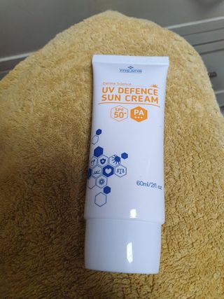 [트리티스] UV 디펜스 선크림 PA+++ / SPF50+  60ml — 5점을 준 리뷰어가 2020년 12월 올린 사용 사진