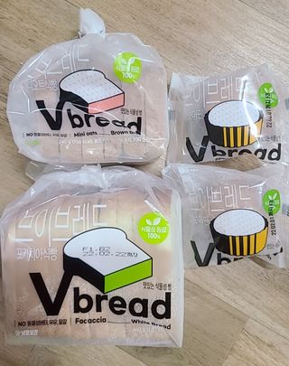 롯데제과 Vbread 포카치아식빵1개 + 미니식빵 1개 + 머핀 2개 세트 — 5점을 준 리뷰어가 2021년 9월 올린 사용 사진