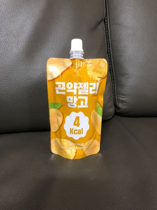 참앤들황토농원 10가지 맛, 입맛대로 스페셜하게~ 가볍게 한 포 땡! 곤약젤리 스페셜 패키지 130ml x 30포 — 4.5점을 준 리뷰어가 2023년 1월 올린 사용 사진