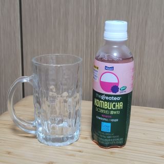 더그레잇티 콤부차 [매일유업] 더그레잇티 44kcal 콤부차 300ml *12개입 (오리지널 6개+베리리치 6개) — 4점을 준 리뷰어가 2023년 8월 올린 사용 사진