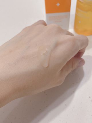 체르엠 스템앤셀 비타민 브라이트닝 에센스 30ml 1개 — 5점을 준 리뷰어가 2021년 9월 올린 사용 사진
