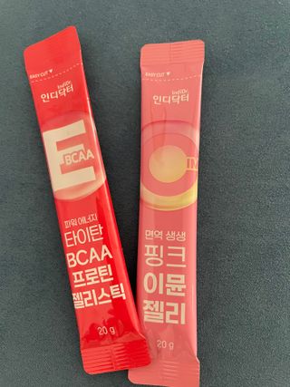 인디닥터 면역 생생 핑크 이뮨 젤리 + 타이탄 BCAA 프로틴 젤리스틱 — 4.5점을 준 리뷰어가 2022년 5월 올린 사용 사진