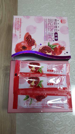 헬스업_쁘띠쁘띠석류콜라겐젤리_20g x 14포 — 5점을 준 리뷰어가 2021년 1월 올린 사용 사진