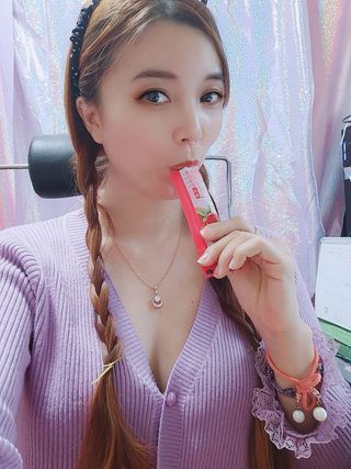 헬스업_쁘띠쁘띠석류콜라겐젤리_20g x 14포 — 5점을 준 리뷰어가 2021년 3월 올린 사용 사진