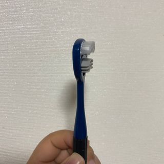 크리오 클리어스 혀백태제거 구취관리 혀클리너 — 4점을 준 리뷰어가 2021년 3월 올린 사용 사진