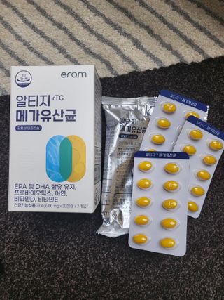 [이롬] 알티지 메가유산균 1 개월분 (490mgx30캡슐x2개입) — 5점을 준 리뷰어가 2022년 6월 올린 사용 사진