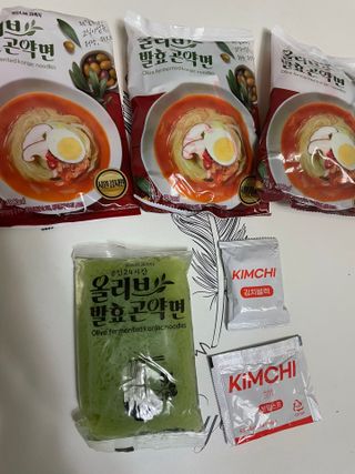 클린24시간 올리브발효곤약면 시원김치면 1세트-(3봉) — 5점을 준 리뷰어가 2023년 12월 올린 사용 사진