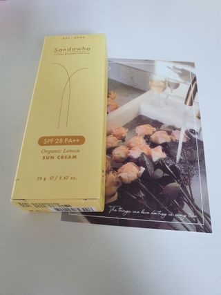 스킨큐어 산다화 유기농 레몬썬크림 — 5점을 준 리뷰어가 2022년 7월 올린 사용 사진