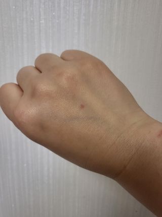 [후르디아] 눈시림없는 올영 립앤아이 리무버 — 5점을 준 리뷰어가 2023년 11월 올린 사용 사진