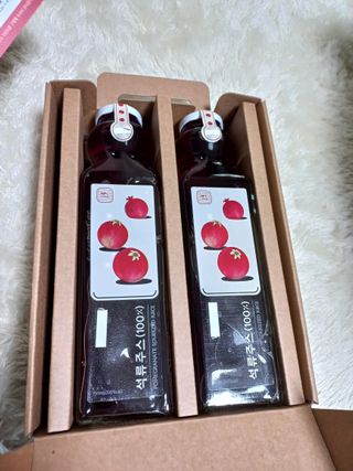 [바이윙클] 페르시아 유기농 석류 착즙주스 750ml 2병 + 선물박스 세트 — 2점을 준 리뷰어가 2022년 3월 올린 사용 사진