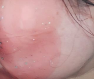 엘리베어 다즐링페이스파티 - 미백톤업 럭셔리베이비 — 4점을 준 리뷰어가 2020년 12월 올린 사용 사진