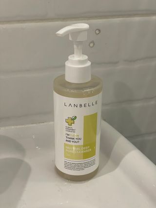 랑벨 내츄럴 딥 포어 클렌저 210ml (저자극 약산성 천연 클렌징 젤) — 5점을 준 리뷰어가 2022년 10월 올린 사용 사진