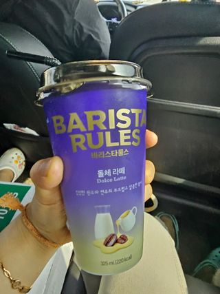 바리스타룰스 돌체 라떼 — 5점을 준 리뷰어가 2023년 4월 올린 사용 사진