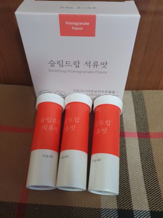 [슬림드랍 석류맛] 건기식 다이어트 보조제 겸 비타민 — 5점을 준 리뷰어가 2022년 1월 올린 사용 사진
