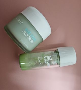 김정문알로에 큐어 큐어 알로에 리프레쉬 젤리 세럼, 큐어 알로에 하이드로 젤리 크림 — 5점을 준 리뷰어가 2021년 2월 올린 사용 사진