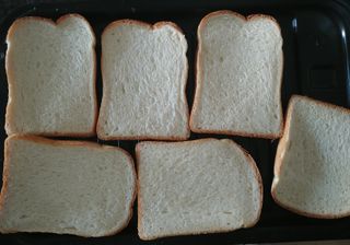 롯데제과 Vbread 포카치아식빵1개 + 미니식빵 1개 + 머핀 2개 세트 — 5점을 준 리뷰어가 2021년 9월 올린 사용 사진