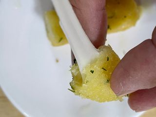 디케이식품(주) 고르곤졸라&모짜렐라 치즈스틱 400g — 5점을 준 리뷰어가 2023년 3월 올린 사용 사진