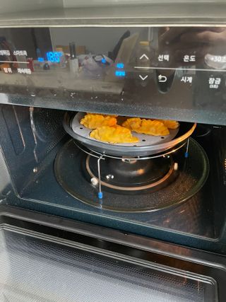 한만두 진한 해물맛 짬뽕만두 1kg — 5점을 준 리뷰어가 2021년 4월 올린 사용 사진