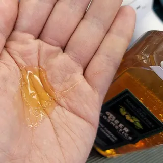 체코 비건화장품 마뉴팍투라 향좋은 천연 맥주샴푸 — 5점을 준 리뷰어가 2022년 5월 올린 사용 사진