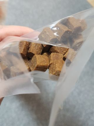 My Pet Care 천연단백질 관절건강에 개좋아 — 4.5점을 준 리뷰어가 2020년 12월 올린 사용 사진