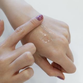 바이오오일 [바이오-오일] 스킨케어 오일 내추럴 60ml — 5점을 준 리뷰어가 2021년 5월 올린 사용 사진