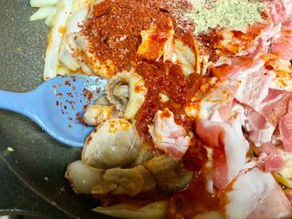 [푸딩팩토리] 불맛양념 쭈꾸미볶음 300G_엄선한 쭈꾸미원물과 양념이 신의 한수! — 5점을 준 리뷰어가 2022년 9월 올린 사용 사진