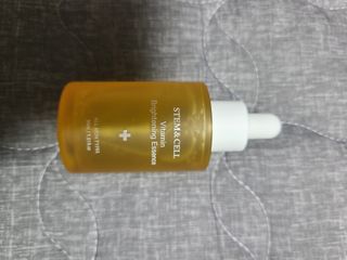 체르엠 스템앤셀 비타민 브라이트닝 에센스 30ml 1개 — 5점을 준 리뷰어가 2021년 10월 올린 사용 사진