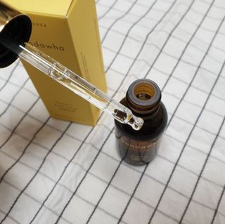 스킨큐어 산다화 비타민c 화이트닝 에센스 30ml — 5점을 준 리뷰어가 2023년 12월 올린 사용 사진