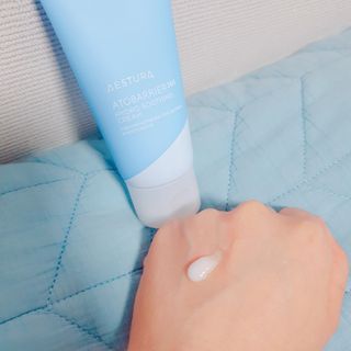 에스트라 아토베리어365 하이드로 수딩크림 — 5점을 준 리뷰어가 2022년 6월 올린 사용 사진