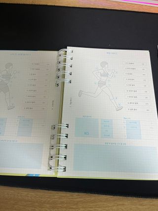 리훈 숨은라인찾기 운동일지 다이어트 일기 식단 다이어리 습관 계획표 — 5점을 준 리뷰어가 2023년 6월 올린 사용 사진
