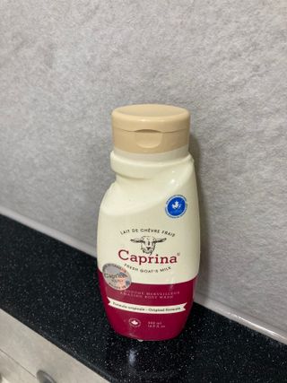 (구패키지)카프리나 프레쉬 산양밀크 어메이징 바디워시 500ml(오리지널향) — 5점을 준 리뷰어가 2023년 1월 올린 사용 사진
