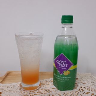 몽베스트 Montbest with Sparkling water Lemon OR Lime 20병(랜덤) — 5점을 준 리뷰어가 2021년 10월 올린 사용 사진