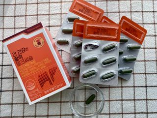 광동생활건강 [9가지 복합기능성] 광동 간 건강엔 활력 밀크씨슬 — 5점을 준 리뷰어가 2023년 3월 올린 사용 사진