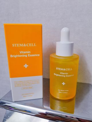 체르엠 스템앤셀 비타민 브라이트닝 에센스 30ml 1개 — 5점을 준 리뷰어가 2021년 9월 올린 사용 사진