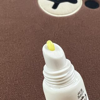 [후르디아] 올리브영 착한보습 비건 립버터 2종 — 5점을 준 리뷰어가 2022년 12월 올린 사용 사진