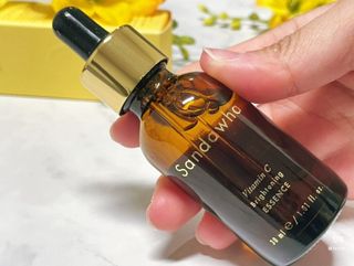 스킨큐어 산다화 비타민c 화이트닝 에센스 30ml — 5점을 준 리뷰어가 2023년 10월 올린 사용 사진