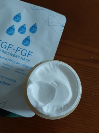Dr.느루벗 느루벗 링클 솔루션 콘센트레이트 스네일 탄력 달팽이 크림 80g — 5점을 준 리뷰어가 2021년 2월 올린 사용 사진