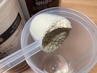뉴트리션팩토리 닥터큐어 프리미엄쉐이크 다이어트쉐이크 — 5점을 준 리뷰어가 2021년 10월 올린 사용 사진