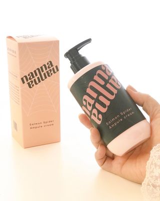 난나 살몬 스파이더 검버섯 미백 톤업 화이트닝 연어 앰플 크림 300ml 대용량 — 4.5점을 준 리뷰어가 2022년 12월 올린 사용 사진