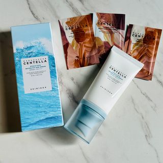 MF[스킨1004] 마다가스카르 센텔라 히알루-시카 워터핏 선세럼 50ml — 4점을 준 리뷰어가 2024년 5월 올린 사용 사진