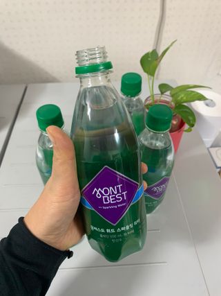 몽베스트 Montbest with Sparkling water Plain 20병 — 5점을 준 리뷰어가 2022년 12월 올린 사용 사진