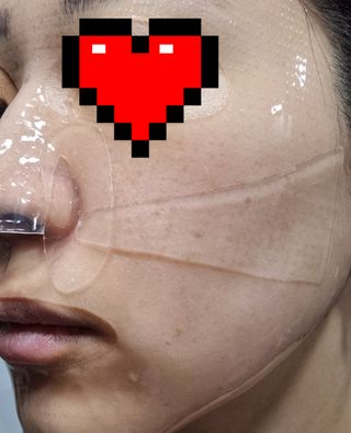 바르셀 저분자피쉬콜라겐 콜라겐마스크팩 안면마스크 수분팩  리포좀 하이드로겔 마스크젠 [5매] — 5점을 준 리뷰어가 2021년 11월 올린 사용 사진