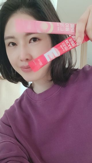 인디닥터 면역 생생 핑크 이뮨 젤리 + 타이탄 BCAA 프로틴 젤리스틱 — 5점을 준 리뷰어가 2022년 3월 올린 사용 사진