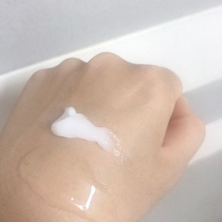 썸헤어 / SUMHAIR 썸헤어 데미지 클리닉 샴푸+트리트먼트 네롤리&민트티 — 5점을 준 리뷰어가 2021년 7월 올린 사용 사진
