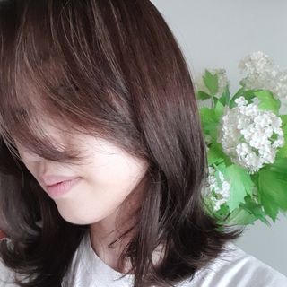 썸헤어 / SUMHAIR 썸헤어 데미지 클리닉 샴푸+트리트먼트 네롤리&민트티 — 4점을 준 리뷰어가 2021년 6월 올린 사용 사진