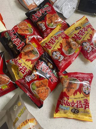 삼양냉동 [삼양] 불닭참치마요구운주먹밥+불닭볶음김치구운주먹밥 2세트구성 — 5점을 준 리뷰어가 2021년 2월 올린 사용 사진